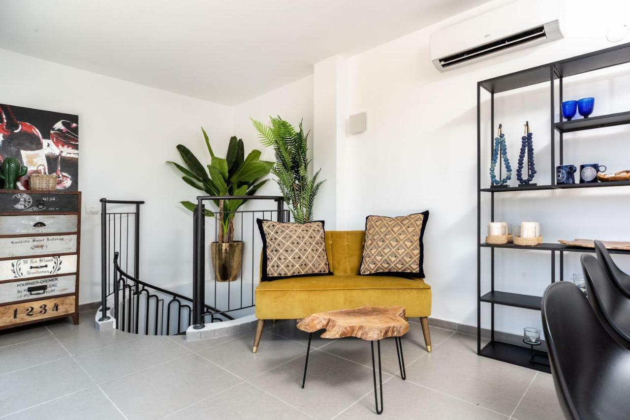 Duplex With Sea View Terrace Above The Flea Market Tel Aviv Exteriör bild