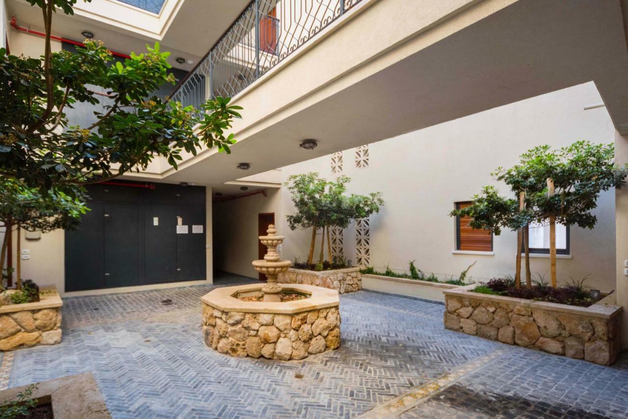 Duplex With Sea View Terrace Above The Flea Market Tel Aviv Exteriör bild